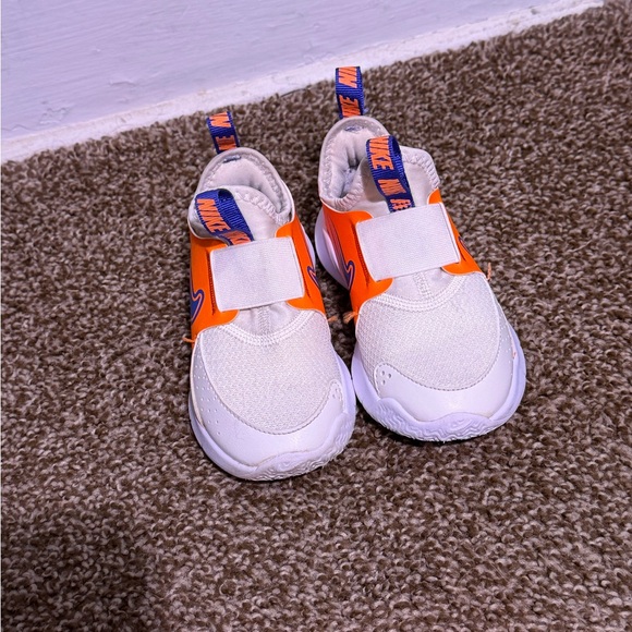 Nike Flex Runner 3 PS Kids 9C White Total Orange Blue Shoes FN1449-101 NWB - Picture 2 of 6